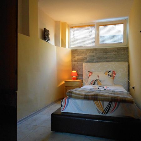 Hostel Del Mar Varna ภายนอก รูปภาพ