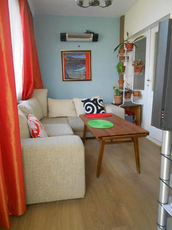 Hostel Del Mar Varna ภายนอก รูปภาพ